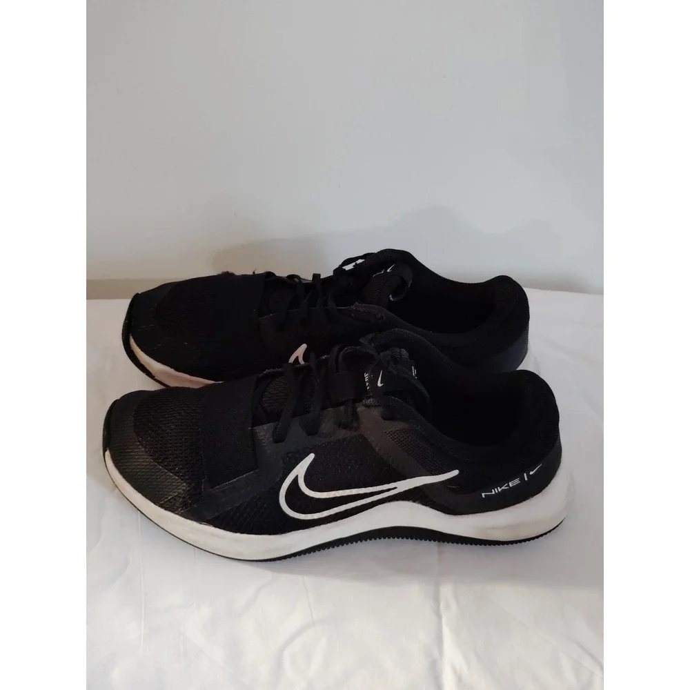 Nike arch lace